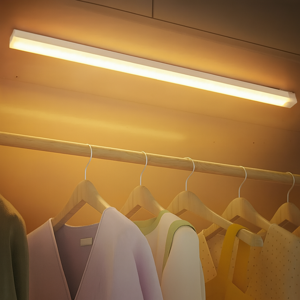 LumiFlex – Luz LED inalámbrica con sensor de movimiento integrado